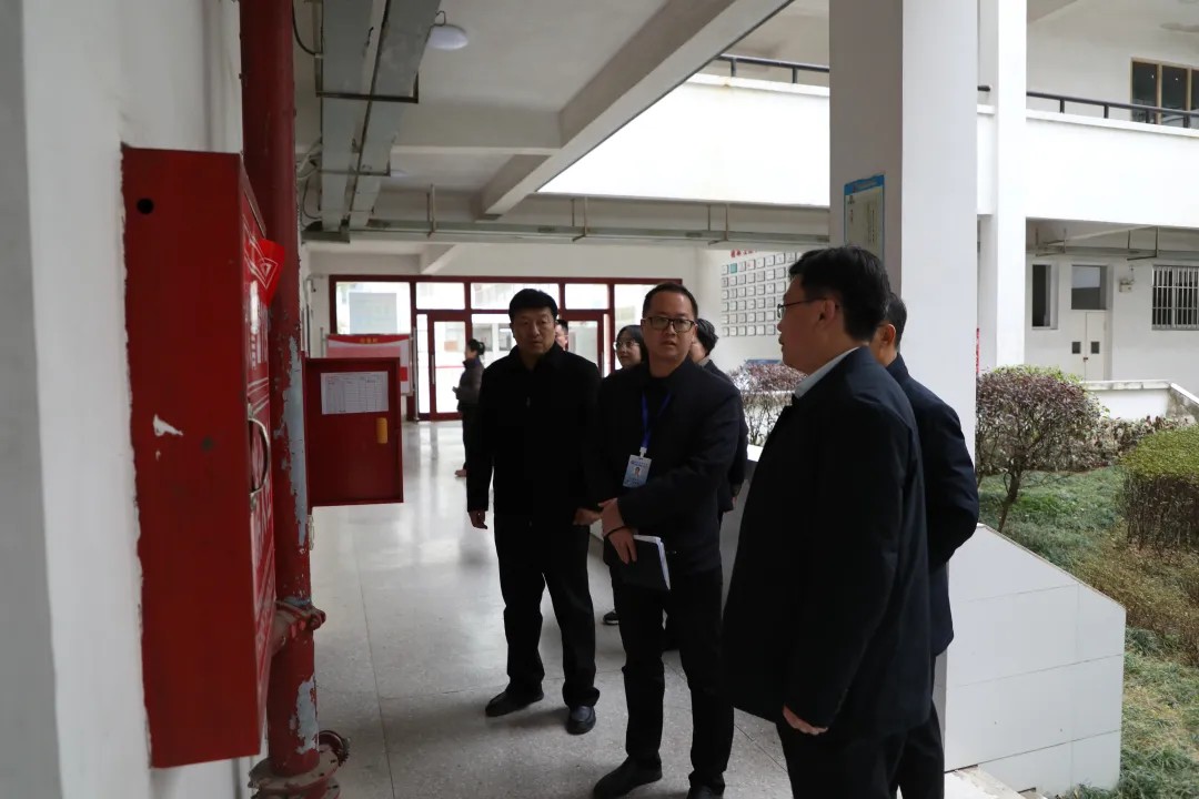 桂林市人力资源和社会保障局到学院开展廉政谈话及安全生产检查